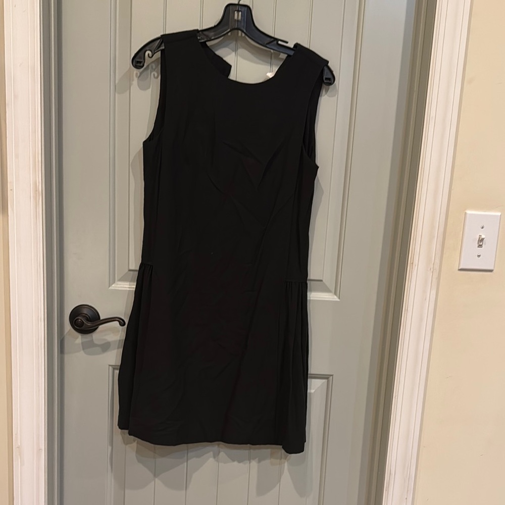 H&M Black Sleeveless Sheath Mini Dress